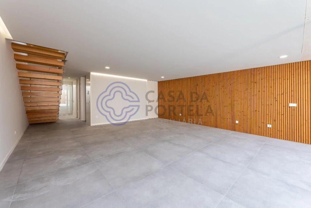 Moradia T4 para Venda em Canidelo Foto 61