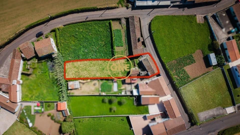 Moradia T1 para Venda em Lomba da Fazenda