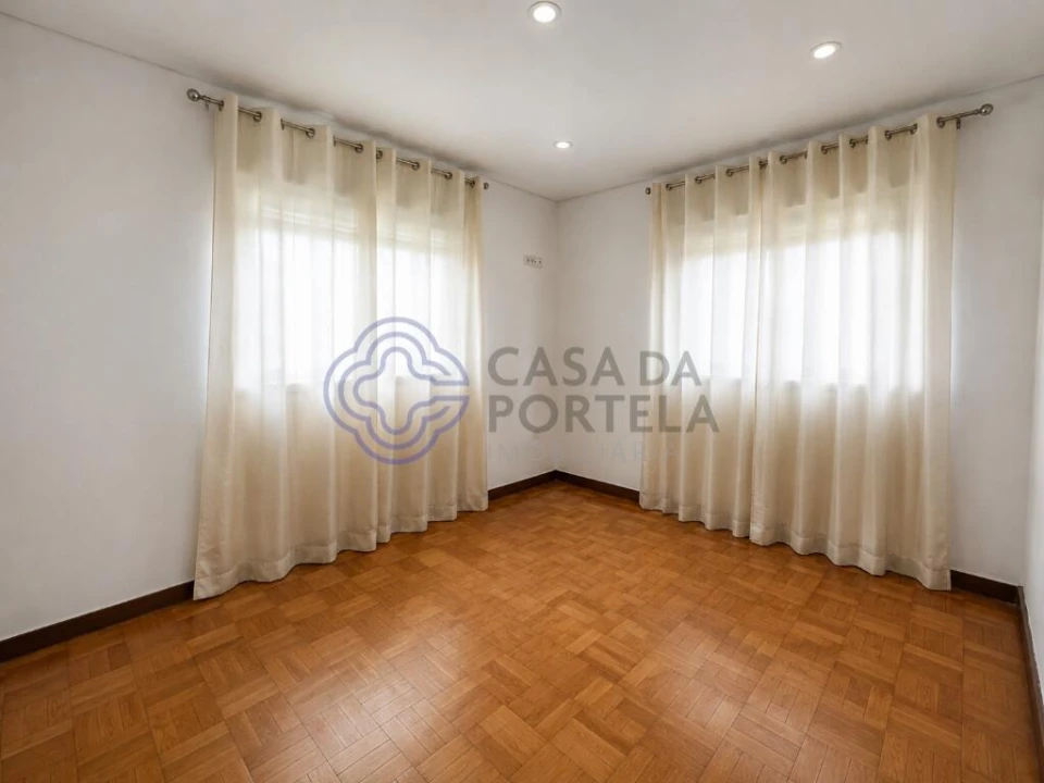 Apartamento T3 para Venda em Peso da Régua e Godim Foto 5