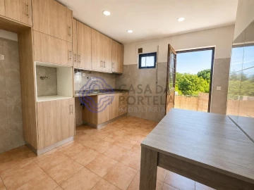 Apartamento T3 para Venda em Peso da Régua e Godim