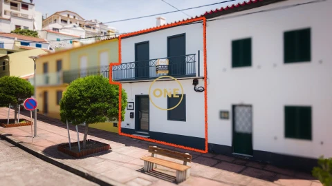 Moradia T2 para Venda em Ribeira Quente