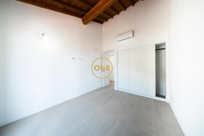 Moradia T2 para Venda em Ribeira Quente