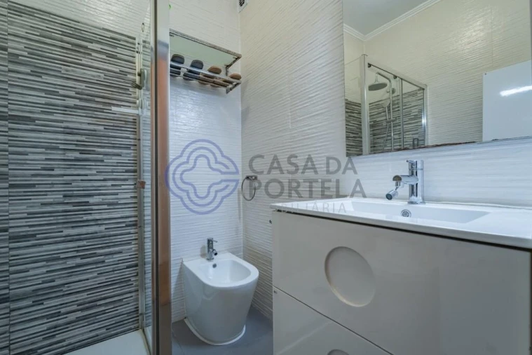 Apartamento T2 para Venda em Paranhos Foto 12