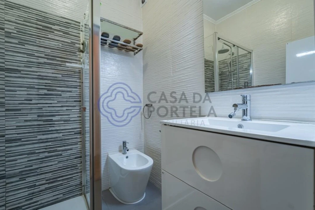 Apartamento T2 para Venda em Paranhos Foto 12