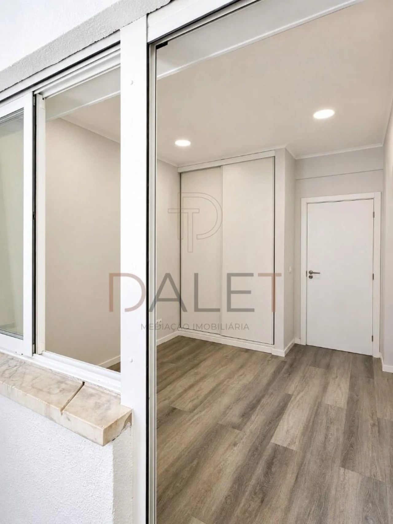 Apartamento T1 para Venda em Venteira Foto 13