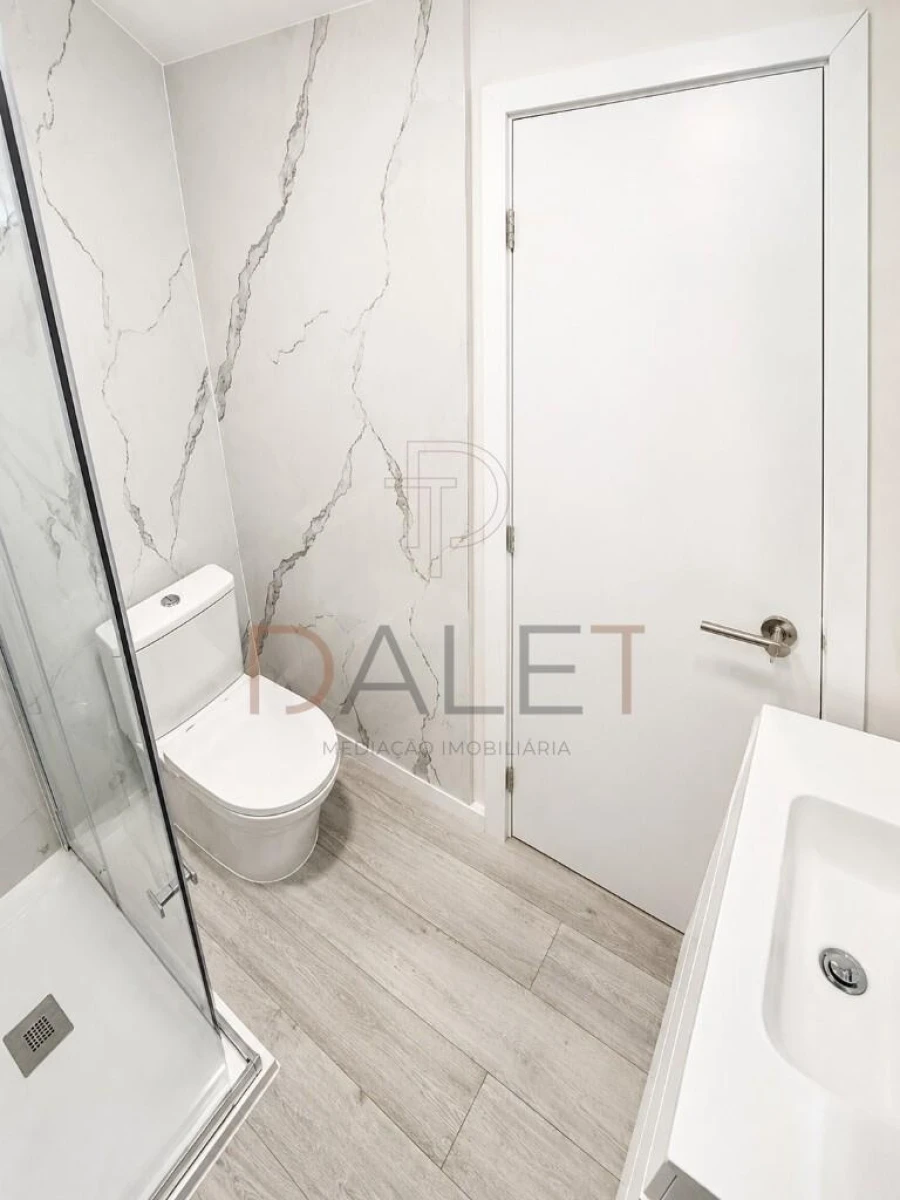 Apartamento T1 para Venda em Venteira Foto 19