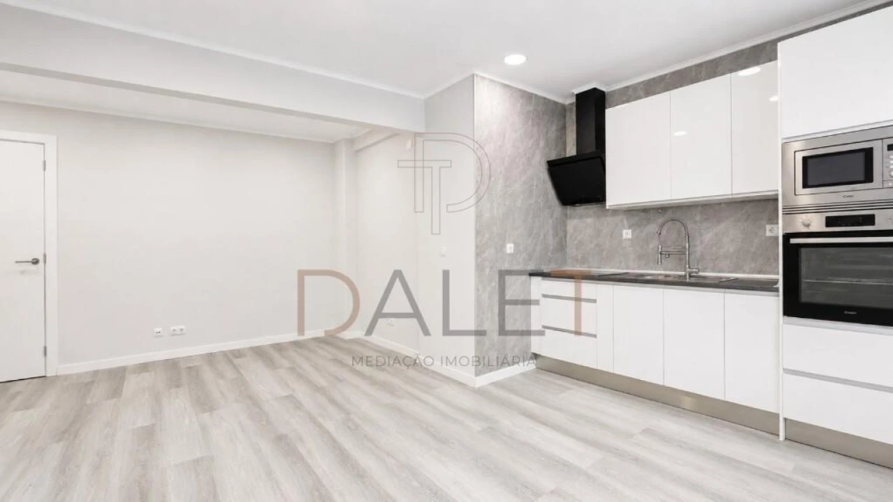 Apartamento T1 para Venda em Venteira Foto 6