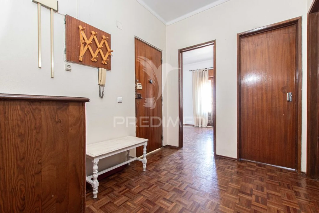 Apartamento T2 para Venda em Azambuja Foto 9