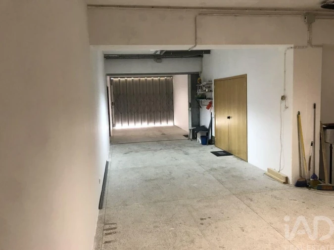 Armazém para Venda em Mafamude e Vilar do Paraíso Foto 17