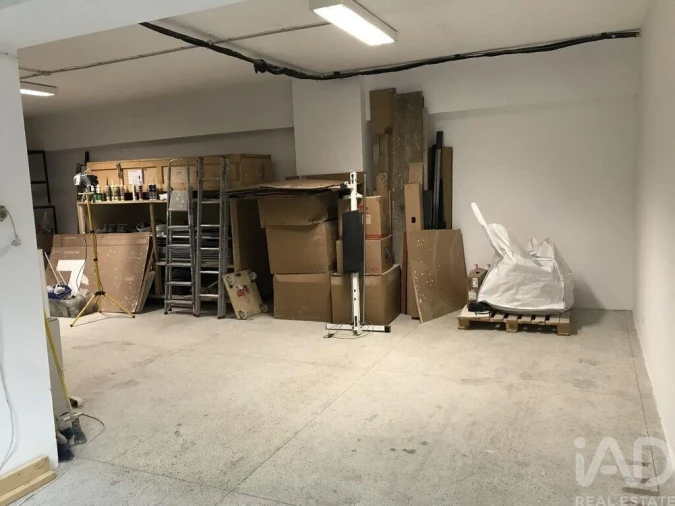 Armazém para Venda em Mafamude e Vilar do Paraíso Foto 8