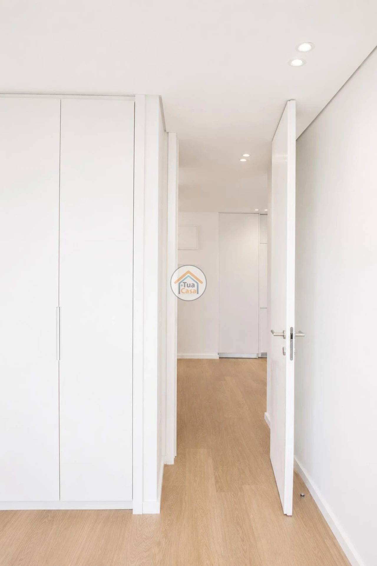 Apartamento T2 para Venda em Mafamude e Vilar do Paraíso Foto 23