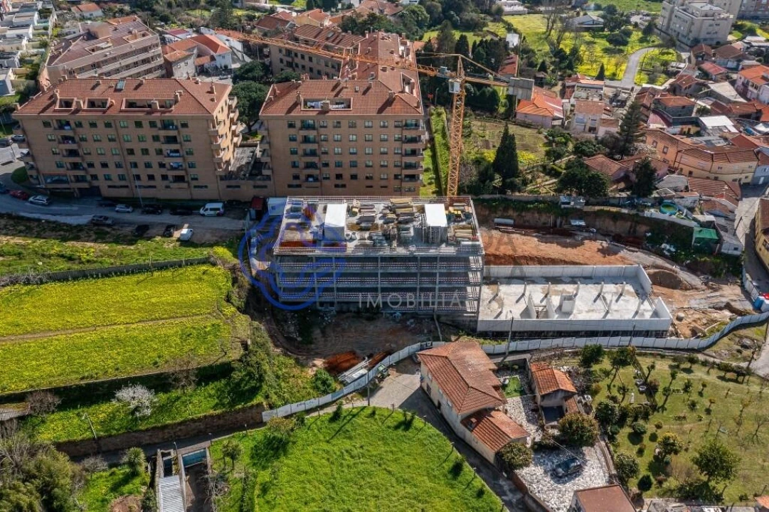 Apartamento T1 para Venda em Canelas Foto 13