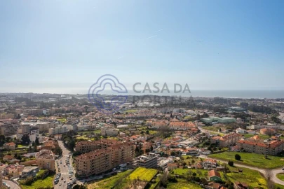 Apartamento T1 para Venda em Canelas