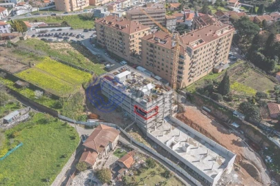 Apartamento T1 para Venda em Canelas