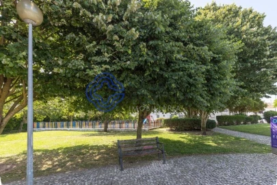 Apartamento T1 para Arrendamento em São Domingos de Rana