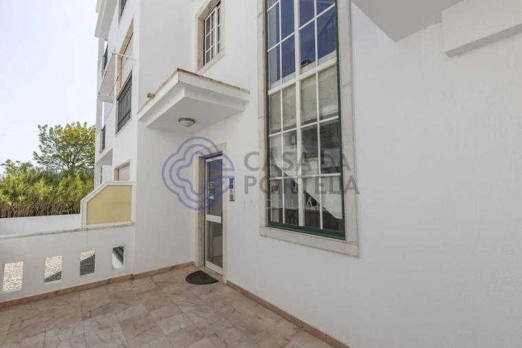 Apartamento T1 para Arrendamento em São Domingos de Rana Foto 17