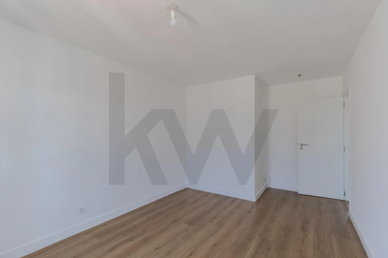 Apartamento T3 para Venda em Montijo e Afonsoeiro Foto 23
