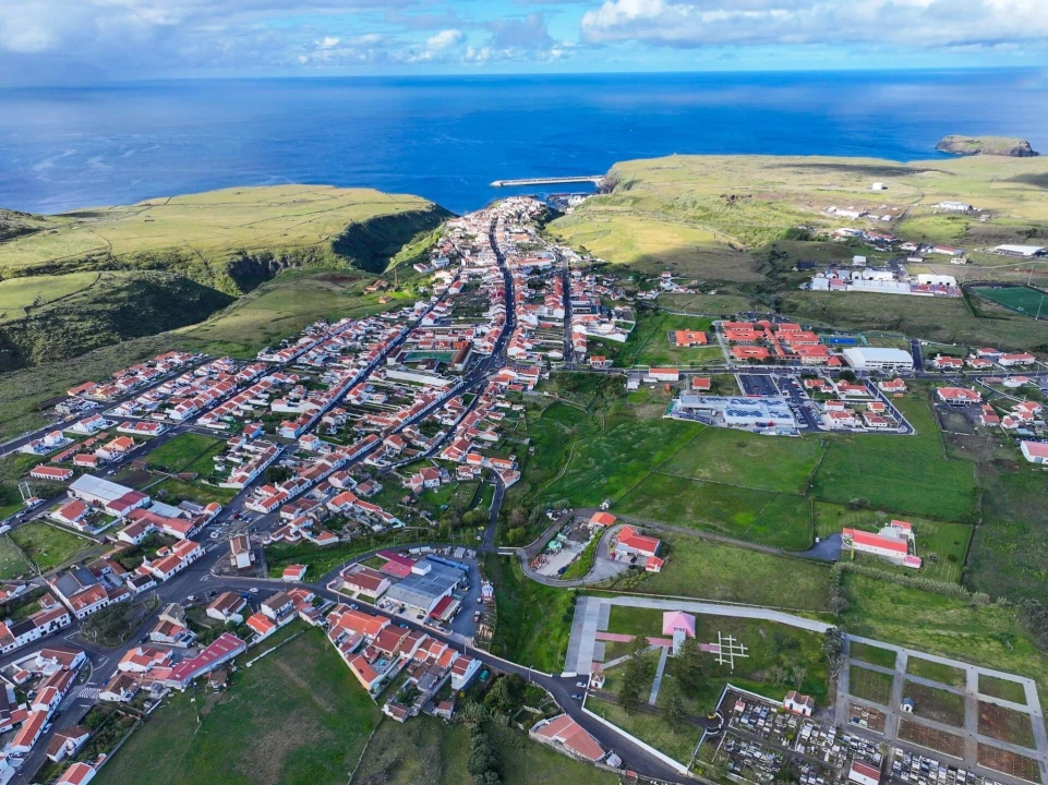 Terreno para Venda em Vila do Porto Foto 11