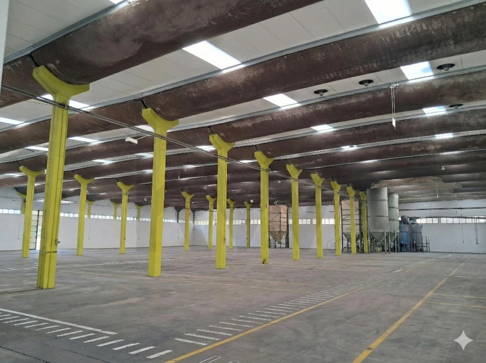 Armazém para Venda em Serzedo e Perosinho Foto 5