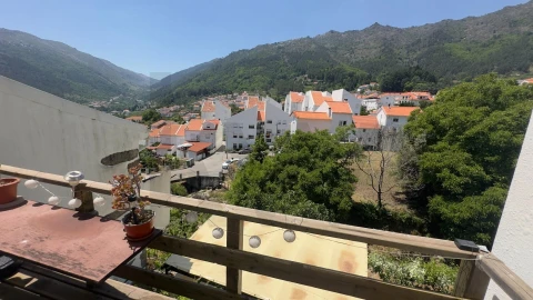 Moradia T2 para Venda em Manteigas (Santa Maria)