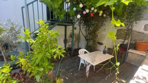 Moradia T2 para Venda em Manteigas (Santa Maria)