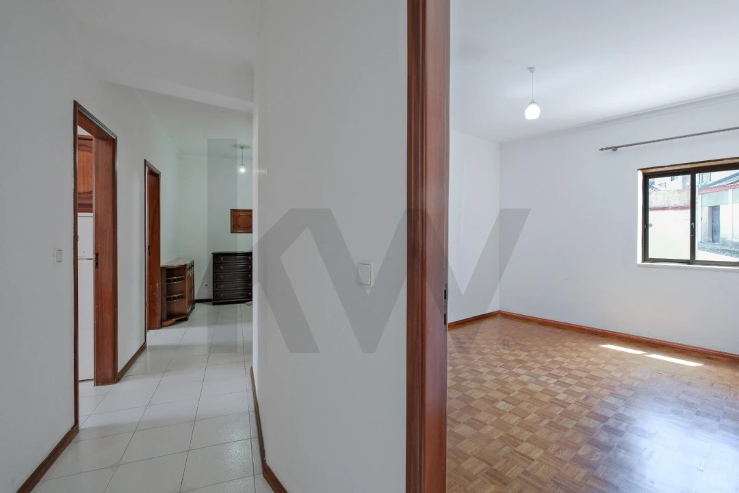Apartamento T2 para Venda em Atouguia da Baleia Foto 14