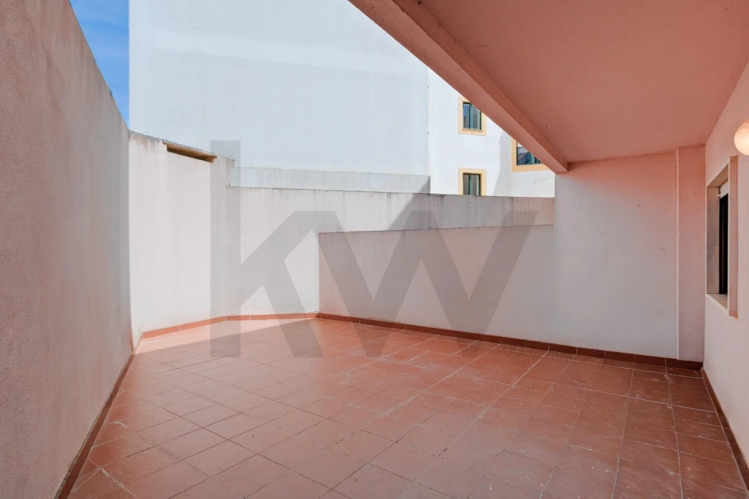 Apartamento T2 para Venda em Atouguia da Baleia Foto 20