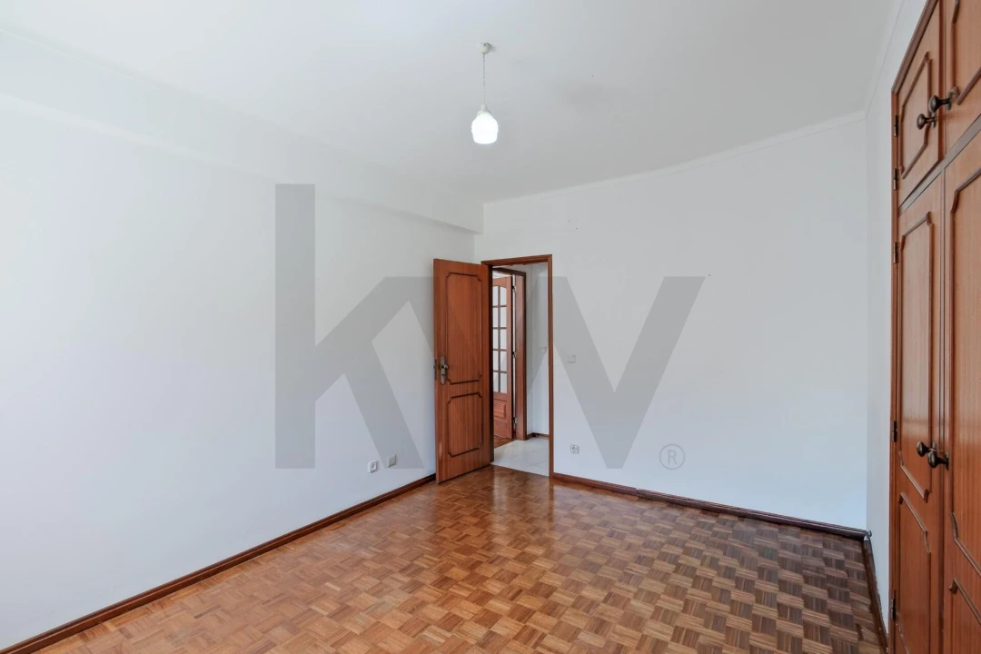 Apartamento T2 para Venda em Atouguia da Baleia Foto 9