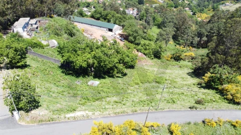 Terreno para Venda em Camacha