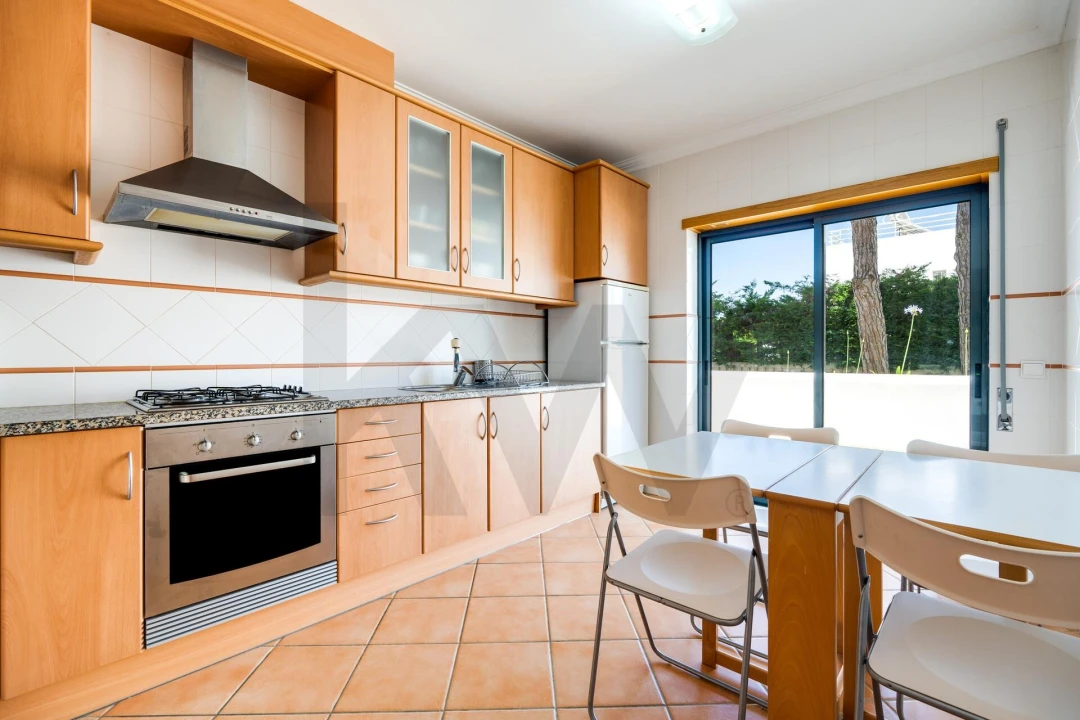 Apartamento T1 para Venda em Albufeira e Olhos de Água Foto 8
