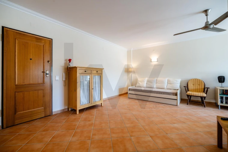 Apartamento T1 para Venda em Albufeira e Olhos de Água Foto 4