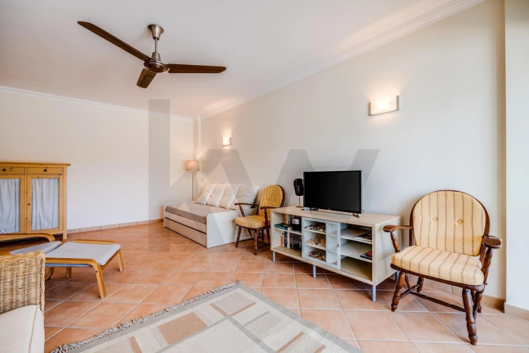 Apartamento T1 para Venda em Albufeira e Olhos de Água Foto 16