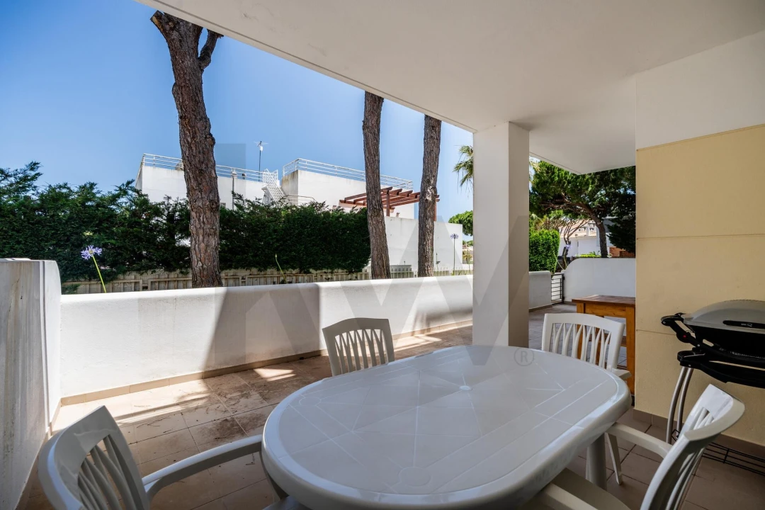 Apartamento T1 para Venda em Albufeira e Olhos de Água Foto 17