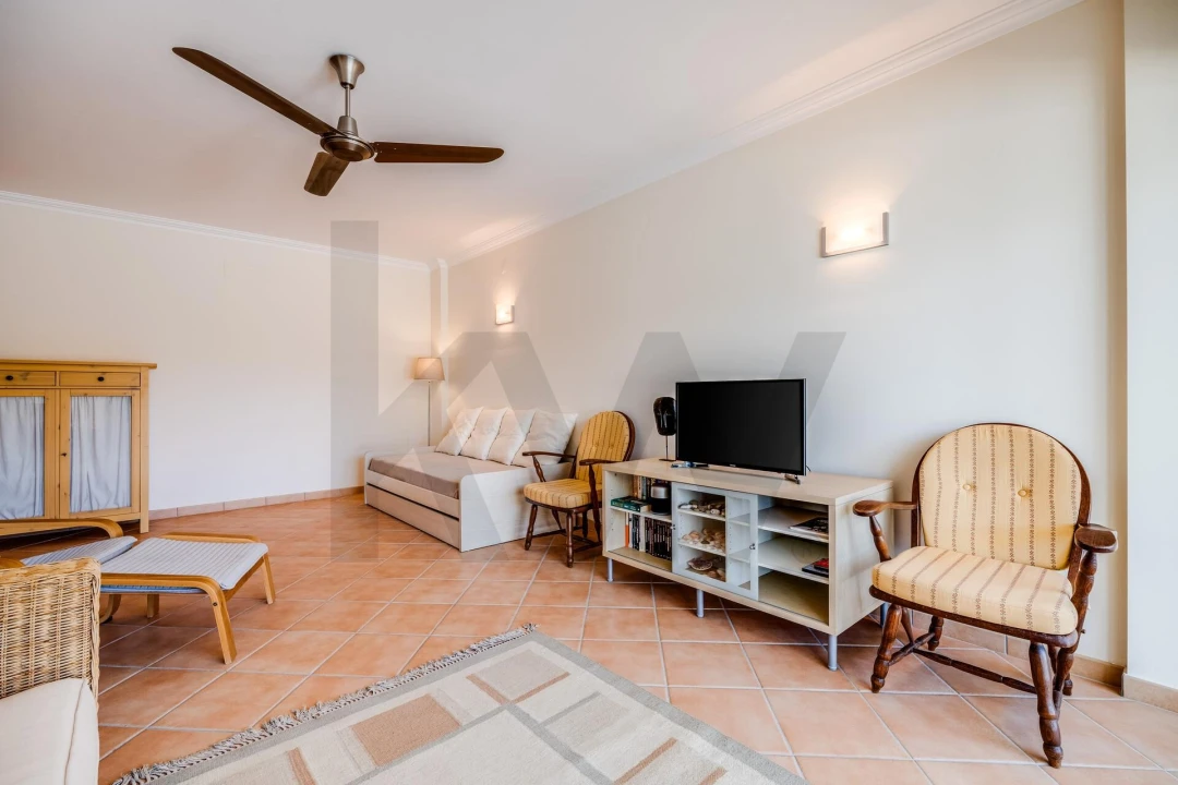 Apartamento T1 para Venda em Albufeira e Olhos de Água Foto 16