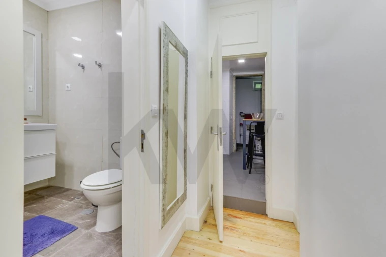 Apartamento T2 para Venda em Santo António Foto 20