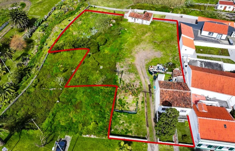 Moradia T2 para Venda em Vila do Porto Foto 2