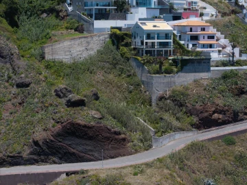 Terreno para Venda em Caniço