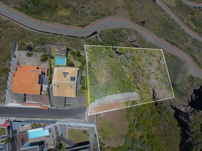 Terreno para Venda em Caniço Foto 4
