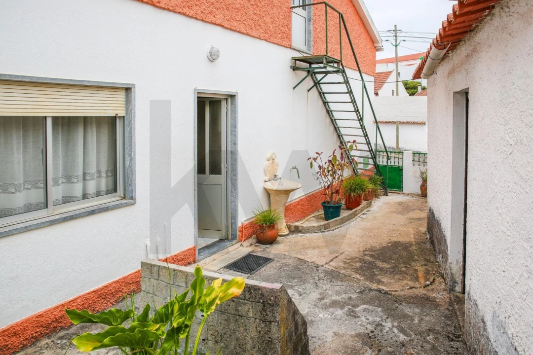 Moradia T2 para Venda em Ramalhal Foto 1