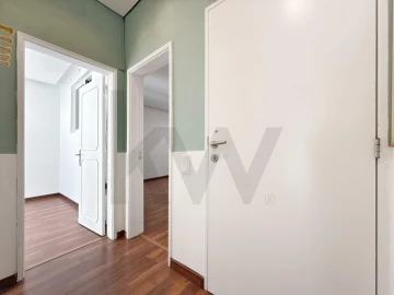 Apartamento T1 para Venda em Camarate, Unhos e Apelação