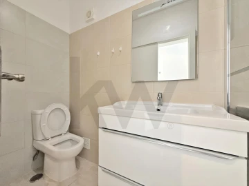 Apartamento T1 para Venda em Camarate, Unhos e Apelação