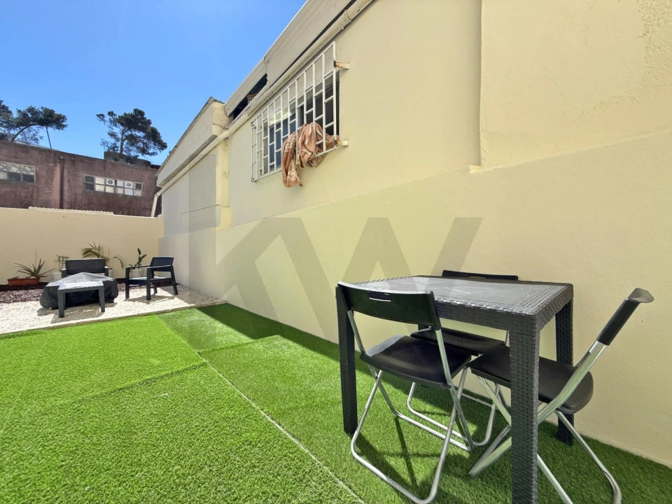 Apartamento T1 para Venda em Camarate, Unhos e Apelação Foto 26