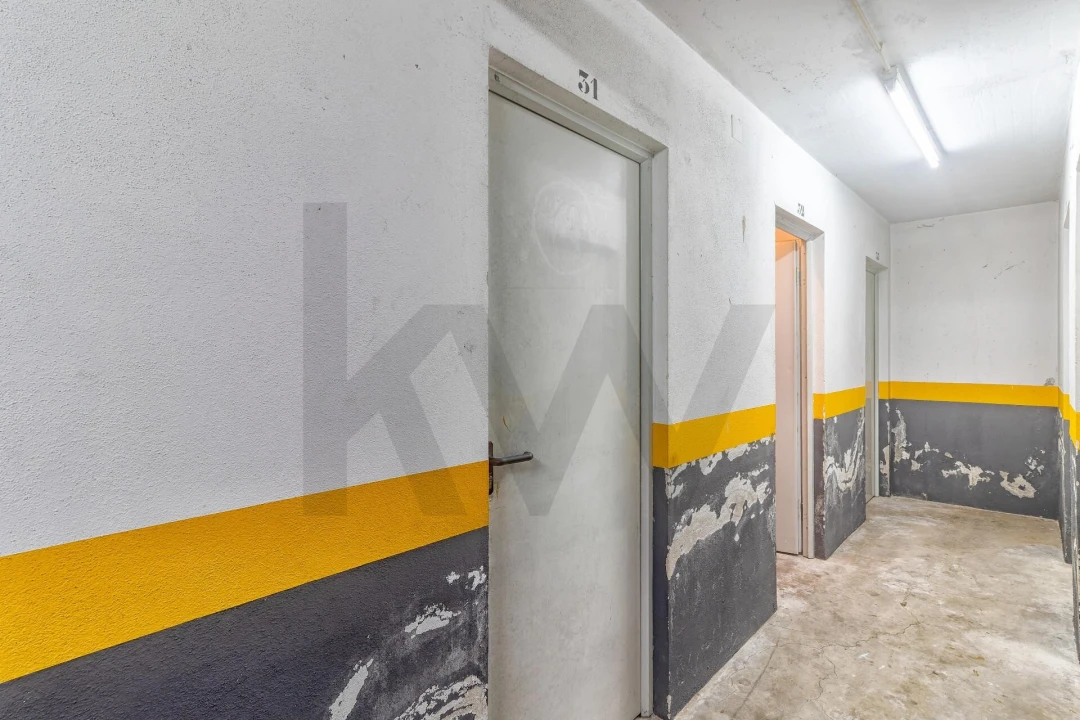 Apartamento T2 para Venda em Caniço Foto 35