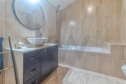 Apartamento T2 para Venda em Caniço