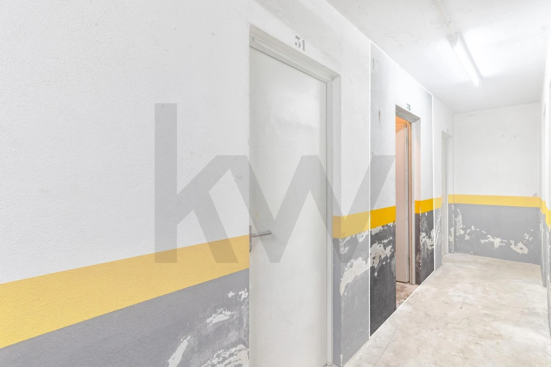 Apartamento T2 para Venda em Caniço Foto 36