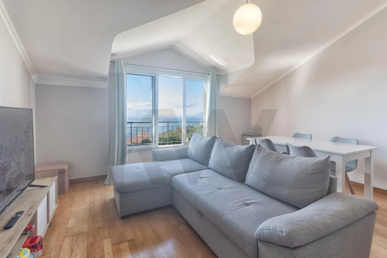 Apartamento T2 para Venda em Caniço Foto 2