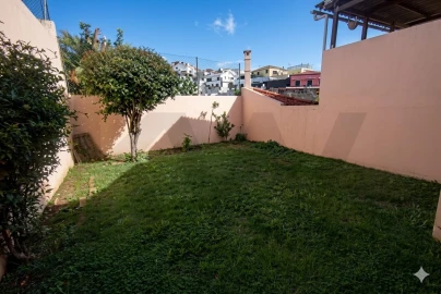 Moradia T3 para Arrendamento em São Martinho