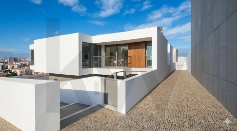 Moradia T4 para Venda em Rio de Mouro