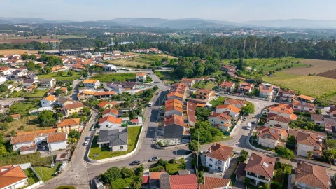 Terreno para Venda em Merelim (São Paio), Panoias e Parada de Tibães