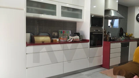 Moradia T2 para Venda em Couto de Esteves